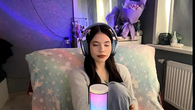 RoxanaSanos online show from February 21, 10:27 am