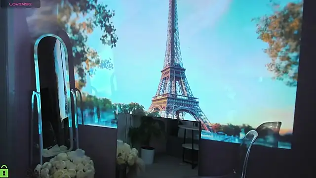 Tiffany Robinson online show from April 16, 3:51 am