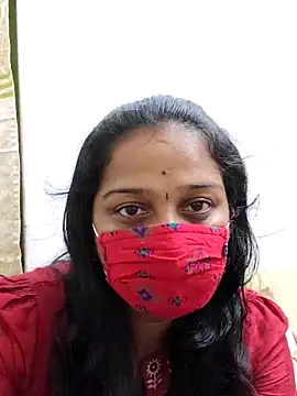 Shaliniqueen online show from May 19, 2:56 pm