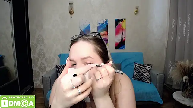 Snapshot of hi_haos chatting on March 2, 5:41 am hi haos online show from March 2, 5:41 am