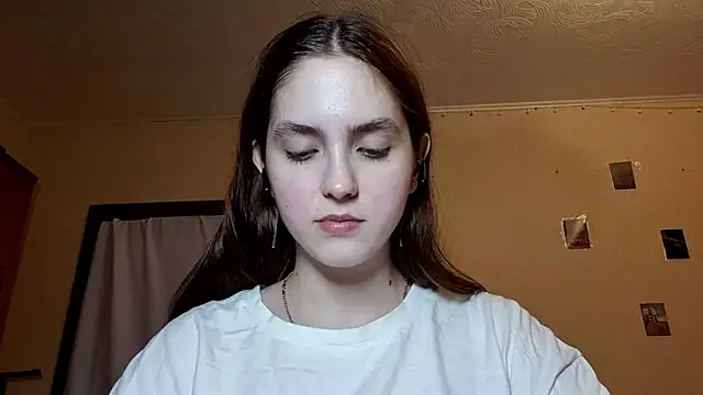 Snapshot of Katelemon chatting on February 25, 2:27 pm Katelemon online show from February 25, 2:27 pm