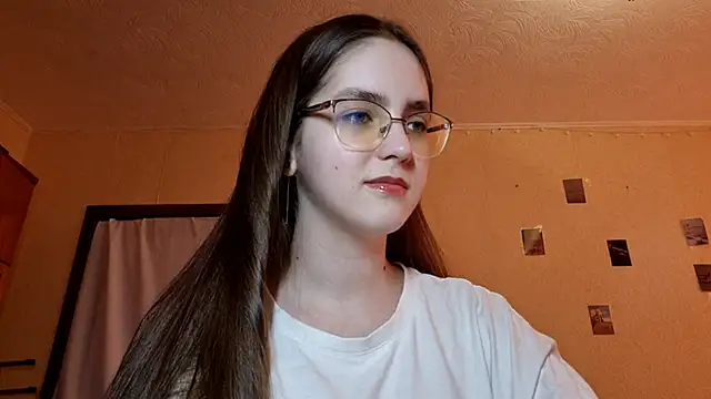 Snapshot of Katelemon chatting on March 1, 12:18 pm Katelemon online show from March 1, 12:18 pm