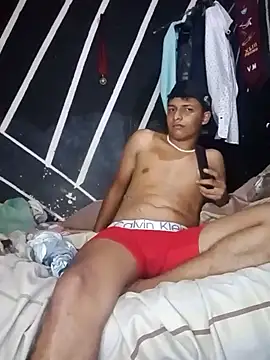 Snapshot of zeus23cm1 chatting on February 27, 8:20 pm zeus23cm1 online show from February 27, 8:20 pm