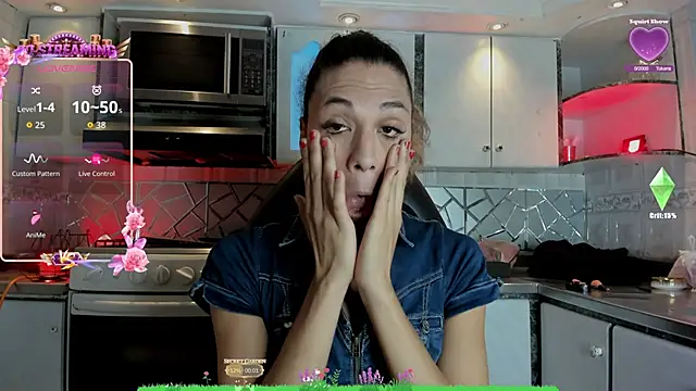 CrisOzzz online show from June 20, 5:49 pm