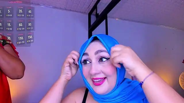 HijabiMilff online show from April 13, 2:55 pm