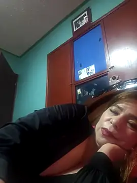 Snapshot of rubiii1972 chatting on March 31, 10:43 pm rubiii1972 online show from March 31, 10:43 pm