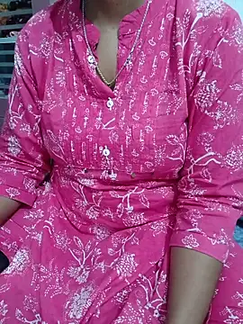 Queenlipx online show from March 7, 3:42 pm