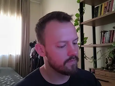 amanteloiro online show from June 10, 1:10 pm
