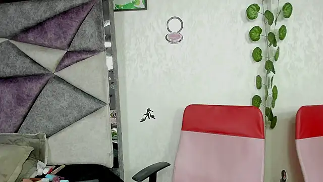 Snapshot of JennieRider chatting on June 21, 6:10 pm JennieRider online show from June 21, 6:10 pm