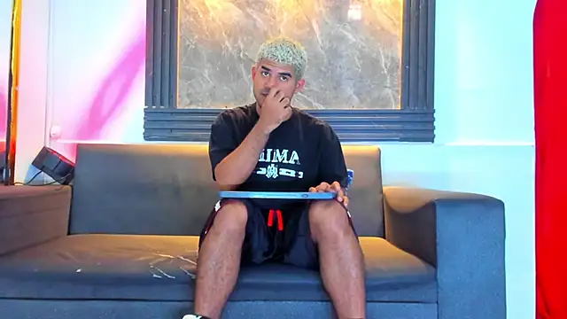 Latins on fire online show from March 2, 7:10 pm