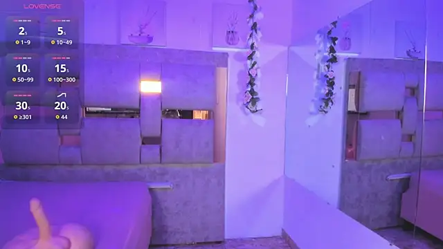 Iris Black online show from March 28, 1:22 pm