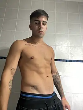 federico3223 online show from February 26, 11:04 pm