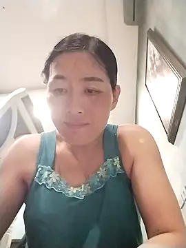 Snapshot of lris-Beauty77 chatting on February 25, 2:48 pm lris-Beauty77 online show from February 25, 2:48 pm