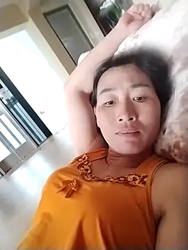 lris-Beauty77 online show from March 15, 7:14 am