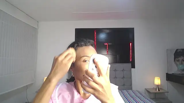 Wendy 1  online show from April 8, 10:43 pm