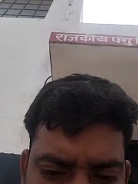 Snapshot of blackbeauty321 chatting on May 1, 4:17 am blackbeauty321 online show from May 1, 4:17 am