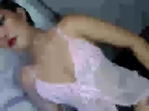 Snapshot of Royalty_marcela6969 chatting on May 27, 3:58 am Royalty marcela6969 online show from May 27, 3:58 am