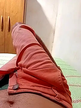 Snapshot of erotil_1 chatting on July 16, 4:24 pm erotil 1 online show from July 16, 4:24 pm