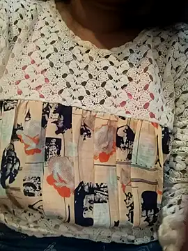 Snapshot of Cutie_bae011 chatting on February 28, 5:47 pm Cutie bae011 online show from February 28, 5:47 pm