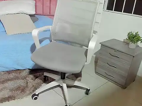 Maverick angel online show from April 15, 5:09 pm