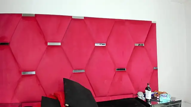 Alicee Grey online show from April 14, 5:41 pm