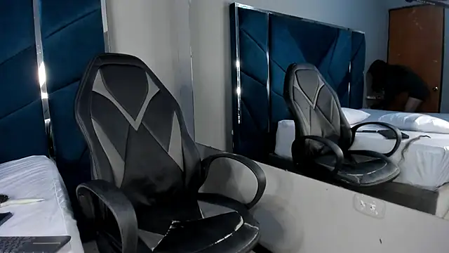 Keitty Rose online show from April 7, 6:52 pm