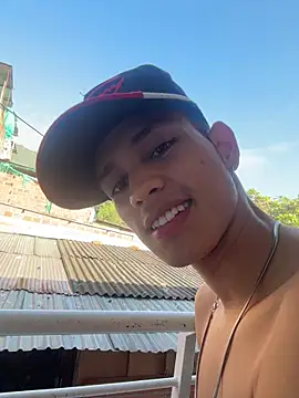 HarryGaze online show from February 26, 1:10 pm