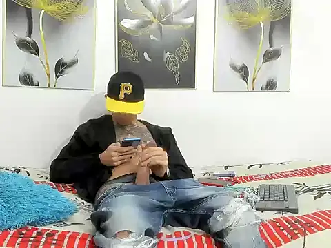 Snapshot of Hot_Gaara chatting on February 26, 7:40 am Hot Gaara online show from February 26, 7:40 am