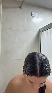 LaiaGomez online show from June 16, 9:39 pm