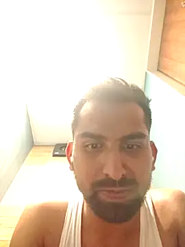 RonitVora online show from May 18, 6:03 pm