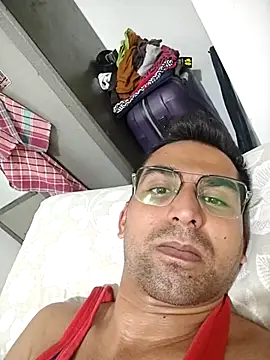 RonitVora online show from May 28, 5:43 pm