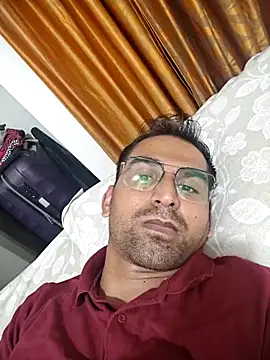 RonitVora online show from May 30, 8:06 pm
