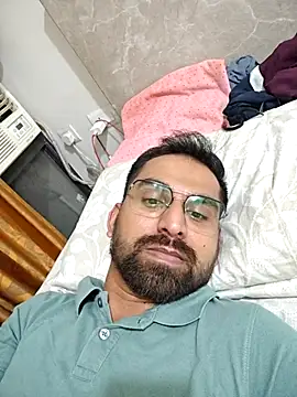 RonitVora online show from August 5, 7:06 pm