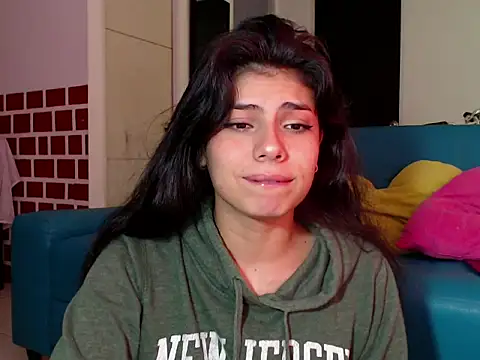 Snapshot of Mini_Sky chatting on February 27, 1:00 pm Mini Sky online show from February 27, 1:00 pm