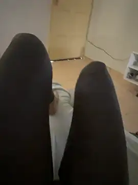 Cristal2342 online show from February 26, 1:32 pm