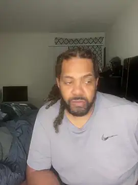 Snapshot of bigsmooth312 chatting on February 28, 11:17 pm bigsmooth312 online show from February 28, 11:17 pm