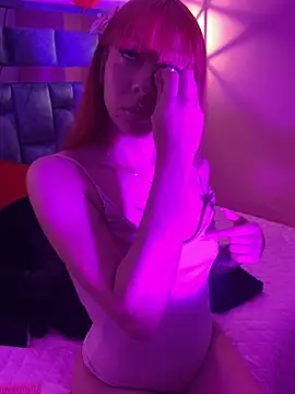 Snapshot of Elaaa_pink21 chatting on February 25, 1:04 am Elaaa pink21 online show from February 25, 1:04 am