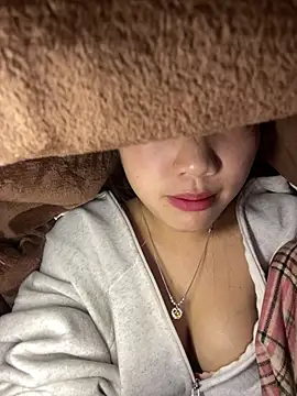 Snapshot of Rio-cute chatting on February 26, 2:21 am Rio-cute online show from February 26, 2:21 am