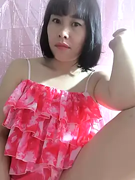 juicy-milu online show from July 10, 8:40 am