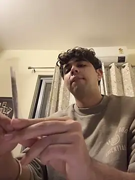 lucasmaxtoy online show from February 26, 8:08 pm