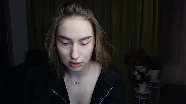 Snapshot of AlicaFoxis chatting on February 22, 7:01 pm AlicaFoxis online show from February 22, 7:01 pm