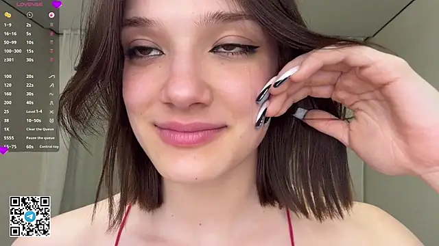 Carolini i online show from April 16, 9:39 pm