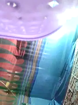 Snapshot of Lily-Rosse chatting on February 28, 4:41 pm Lily-Rosse online show from February 28, 4:41 pm