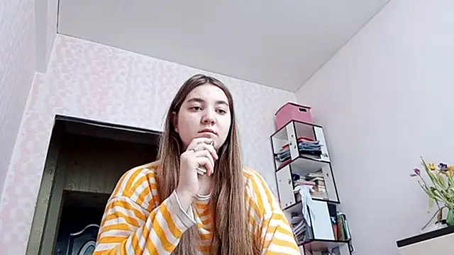 Snapshot of JanineThielman chatting on March 15, 7:25 am JanineThielman online show from March 15, 7:25 am