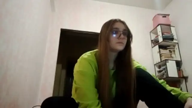 Snapshot of JanineThielman chatting on April 3, 12:58 pm JanineThielman online show from April 3, 12:58 pm