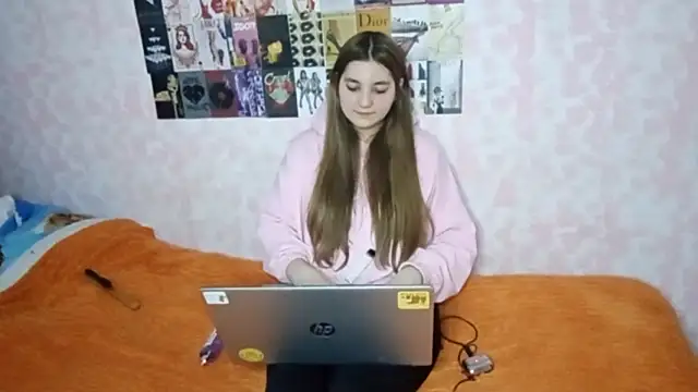 Snapshot of JanineThielman chatting on April 9, 12:43 pm JanineThielman online show from April 9, 12:43 pm