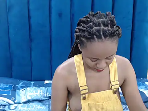 CreamyTea online show from March 20, 6:02 pm