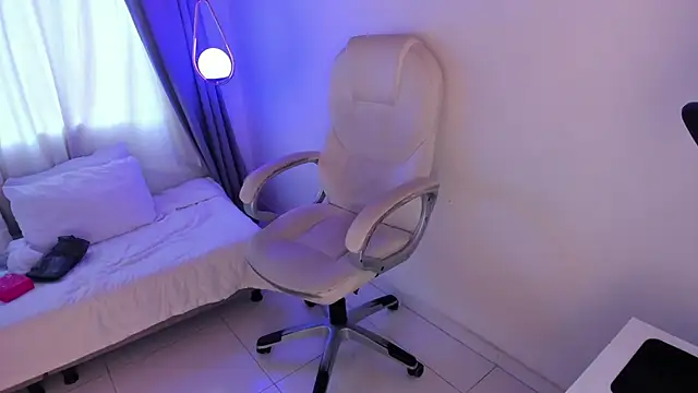 NixieSterling online show from March 16, 8:02 pm