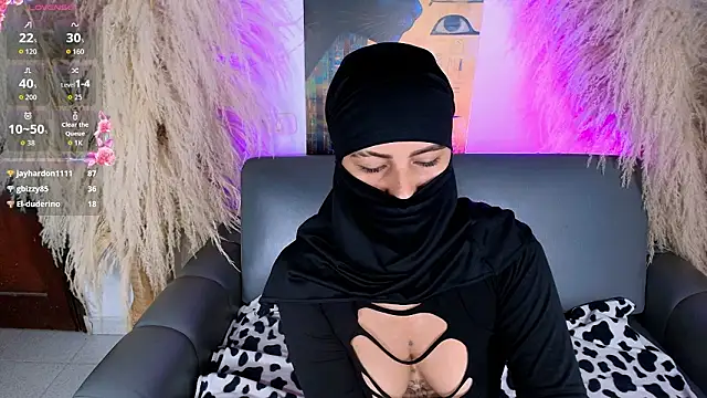 milkk  online show from March 6, 10:50 pm