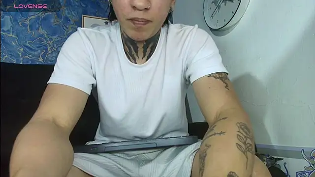 Snapshot of Tessarion_Black chatting on July 17, 3:46 am Tessarion Black online show from July 17, 3:46 am